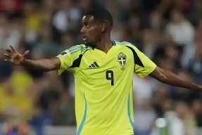 九游官网下载-萨索洛主场战平帕尔马，保级压力不减的简单介绍