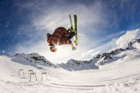 九游官网下载平台体验与操作指南