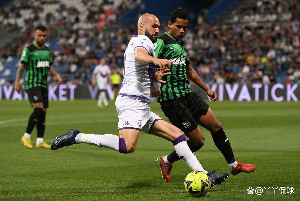 九游官网-佛罗伦萨战平萨索洛，球队面临备战重要考验  第2张